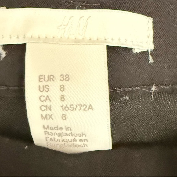 3/$30 - H&M Classic Black Chino Trousers - Picture 3 of 8